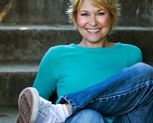Dee-Wallace_OM-Times