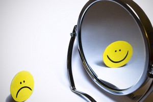 nuestras-relaciones-reflejos-en-el-espejo